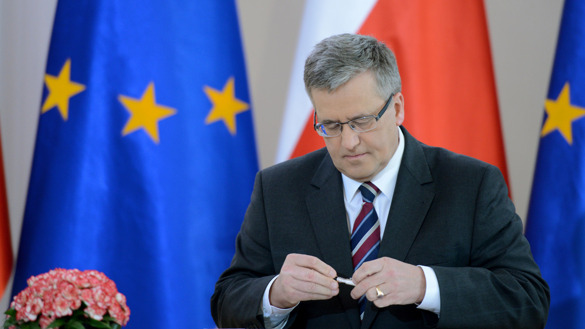 Prezydent Bronisław Komorowski powiedział, że Polska niezmiennie wspiera aspiracje Gruzji do członkostwa w UE i NATO. Jak ocenił, podpisanie przez UE umowy stowarzyszeniowej z Gruzją byłaby najlepszą odpowiedzią Zachodu na kryzys w relacjach rosyjsko-ukraińskich.