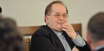 O. Rydzyk będzie kształcił przyszłych lekarzy. Od kandydatów na studia wymaga zaświadczenia od proboszcza