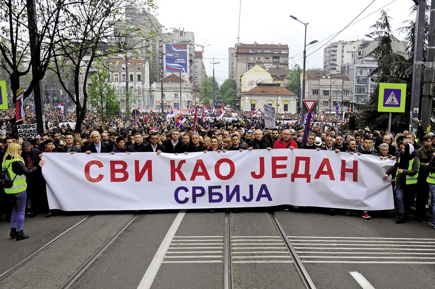 Veliki protest opozicije 13. aprila