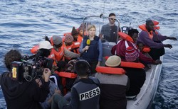 "Francja umiera". Dziennikarka namaszczona przez samego Macrona ma kłopoty. Oto co wyszło na jaw [#DobryCynk]