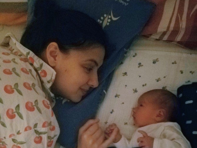 Draginja Veljković sa sinom Vukanom, koji se rodio u petak, 20. marta 
