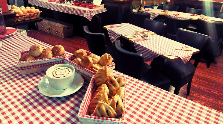 Az amszterdami-magyar étteremben rengetegen látogatnak a hazai ízekért /Fotó: Lindenmayer Linda