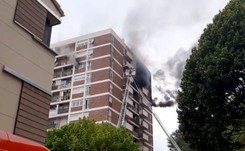 Pożar bloku pod Paryżem. Wśród ofiar śmiertelnych jest 13-latka