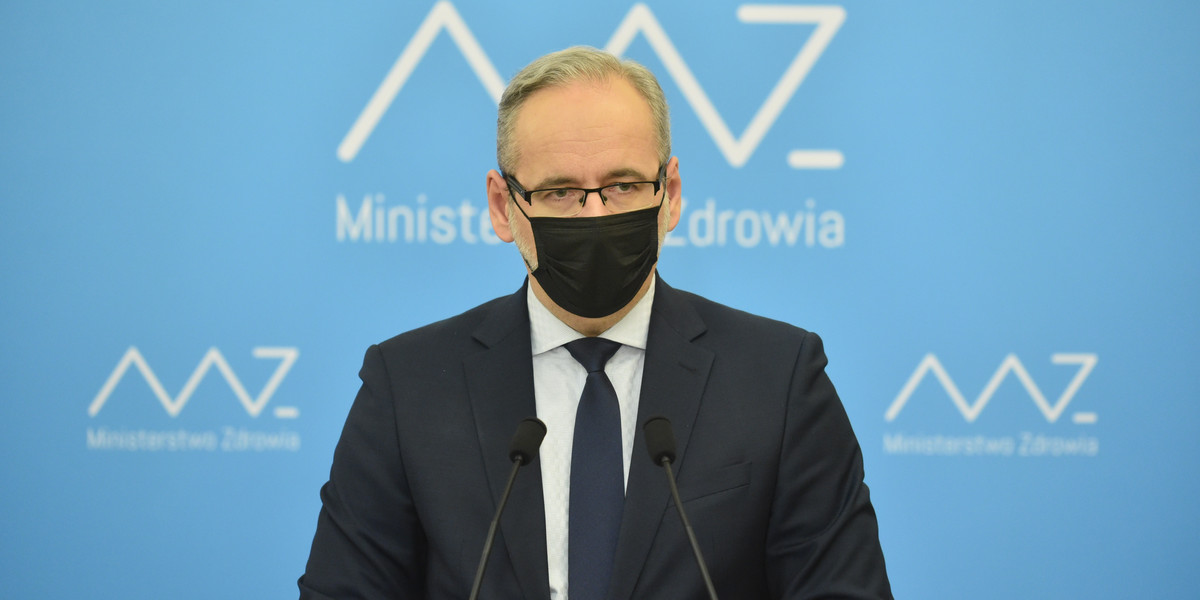 Minister Adam Niedzielski chce wyciągnięcia konsekwencji wobec posłów Konfederacji. 