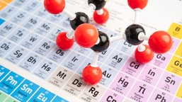 Szybki QUIZ z chemii. Symbole pierwiastków. Pamiętasz ze szkoły?