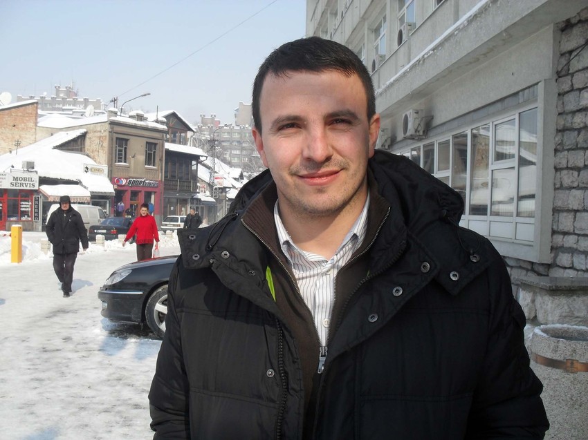 Pravnik i kriminolog Rafet Tiganj radi u mesari