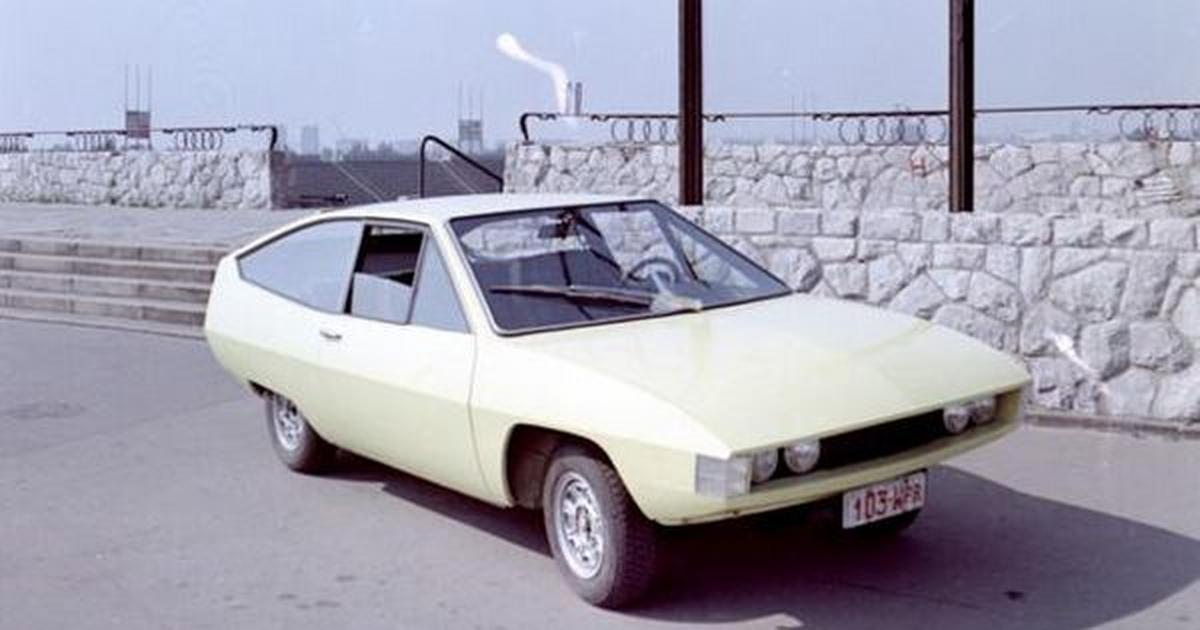 Polski Fiat 125p Coupé rok 1971