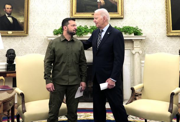 Wołodymyr Zełeński i Joe Biden