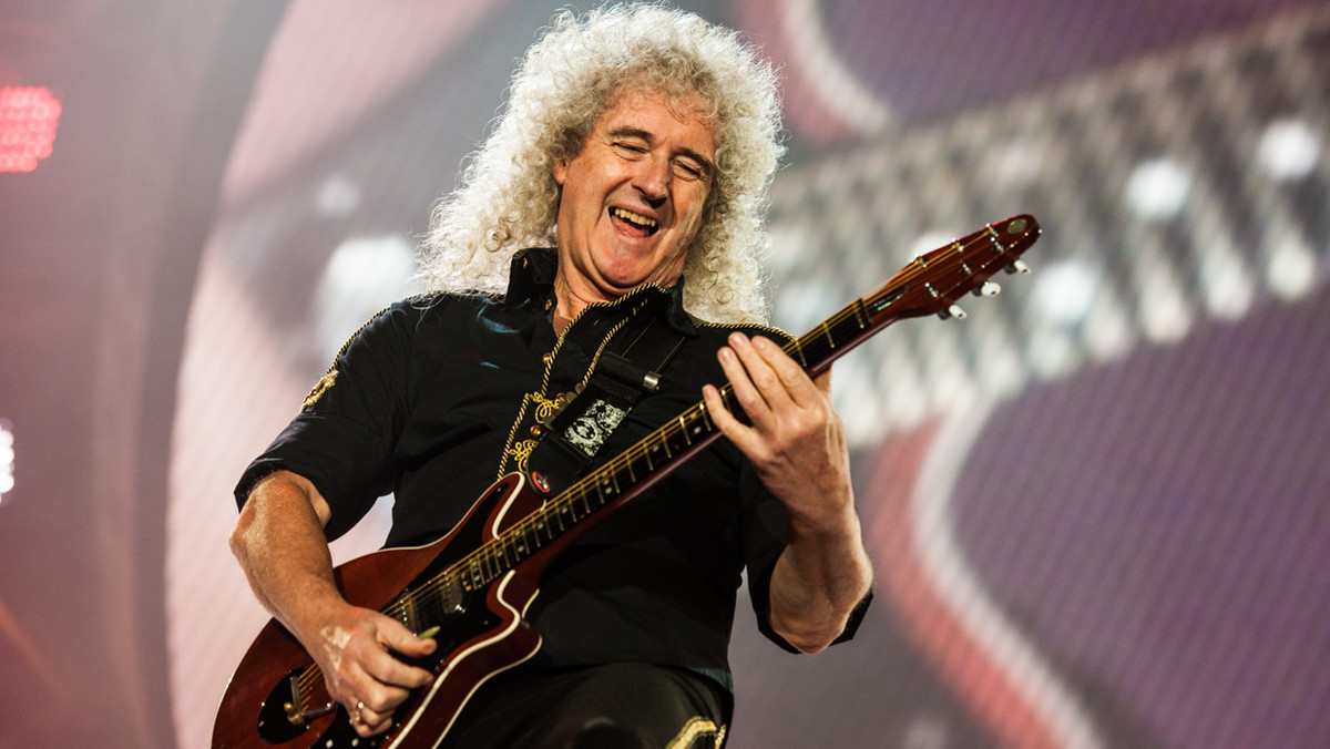 Brian May - kompozytor, producent i legendarny gitarzysta zespołu Queen, oraz Kerry Ellis, jedna z najjaśniejszych gwiazd londyńskiego West Endu i Broadwayu, ogłosili właśnie, że wśród miast, które odwiedzą podczas wiosennej trasy koncertowej "One Voice", znajdzie się również Kraków. Artyści wystąpią w ICE Kraków 2 marca 2016 roku. Bilety niedługo w sprzedaży.