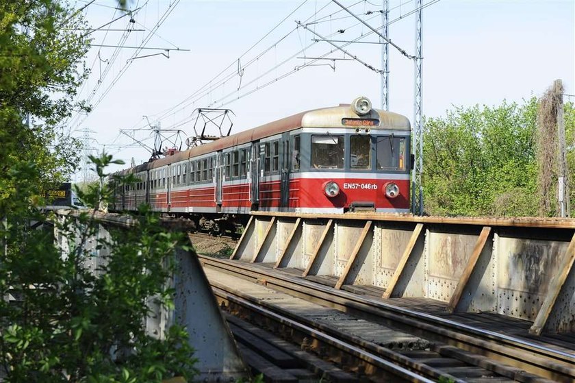 Wrocław, śmierć, pociąg, potrącenie, tory