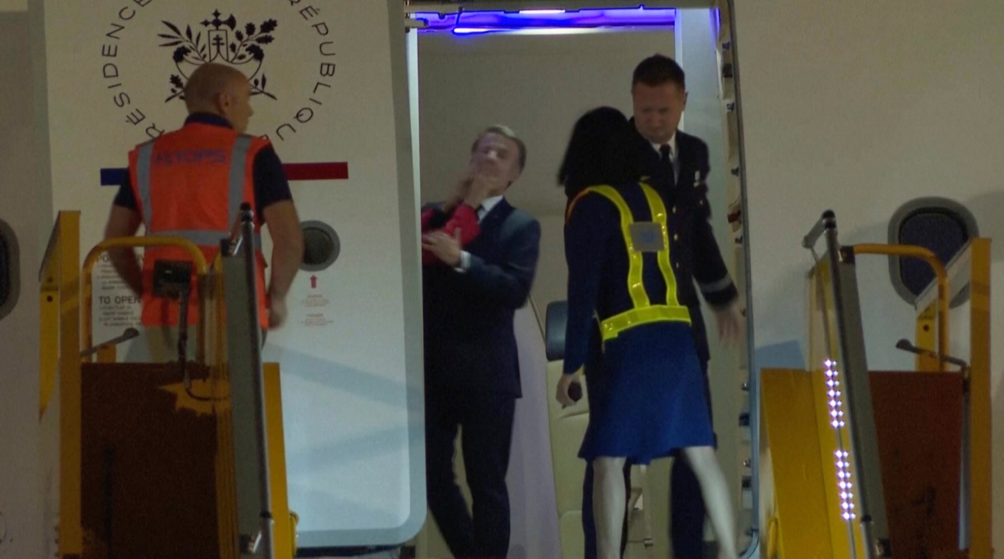 Francúzsky prezident Emmanuel Macron a jeho manželka Brigitte.