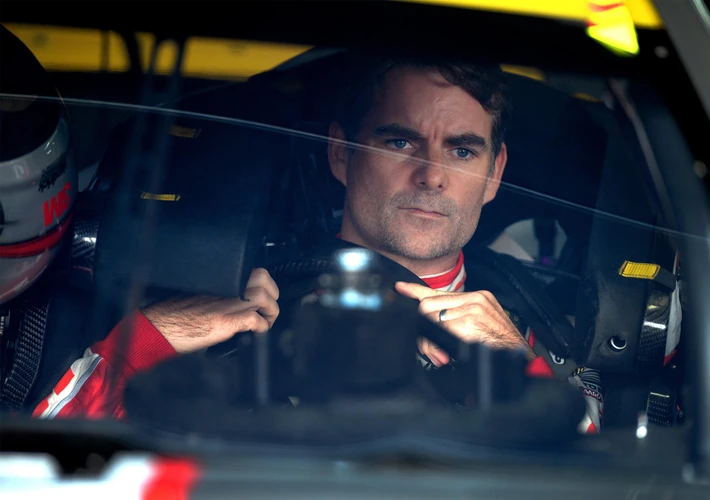 18. Jeff Gordon – 515 mln dol. 