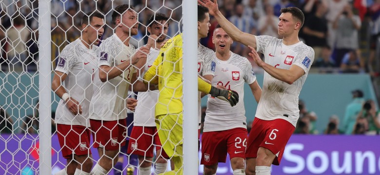 Szczęsny i szczęście było z Polakami. Przegraliśmy z Argentyną, ale wychodzimy z grupy