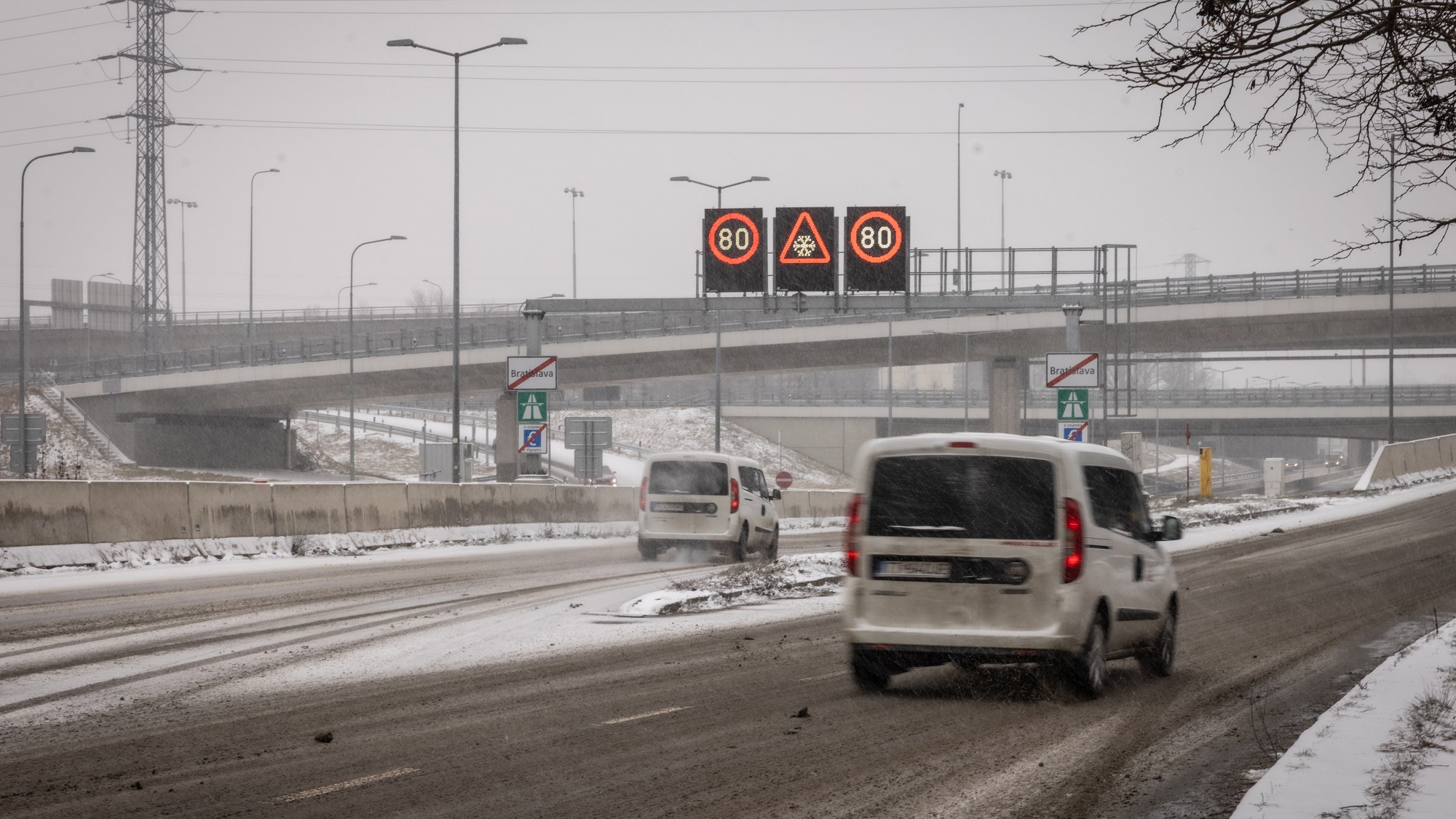 Sneženie v Bratislave