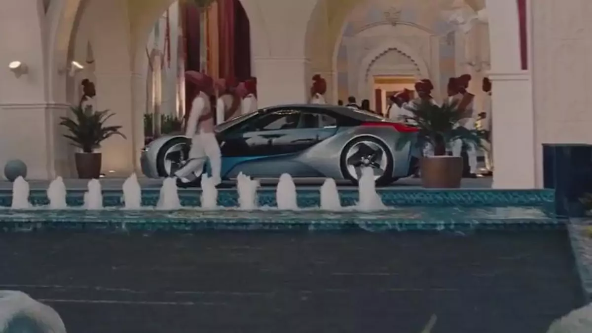 BMW i8 w Mission Impossible: Ghost Protocol