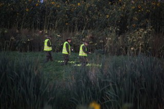 Grzybiarz znalazł obiekt przypominający drona w małopolskim lesie
