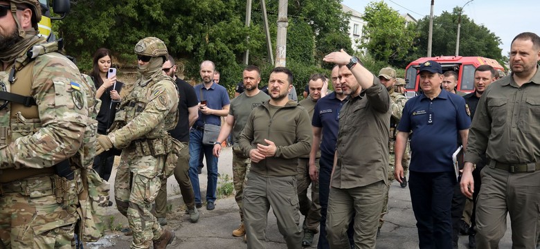 Nowa Kachowka. Zełenski odwiedził zalany Chersoń