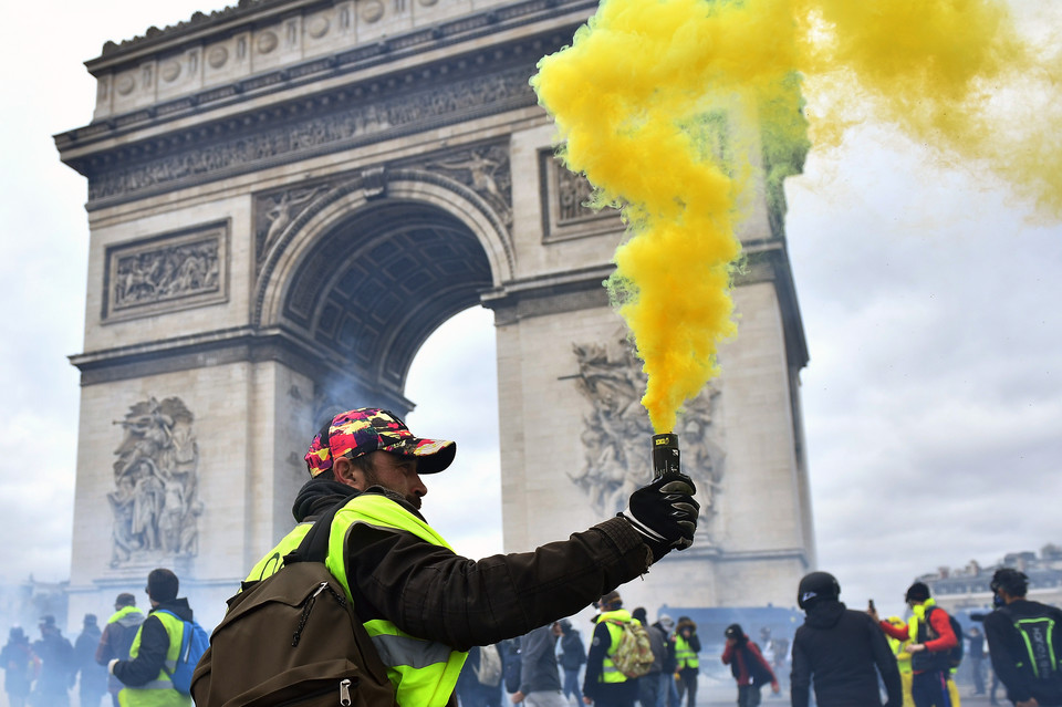 Francja: protest "żółtych kamizelek"