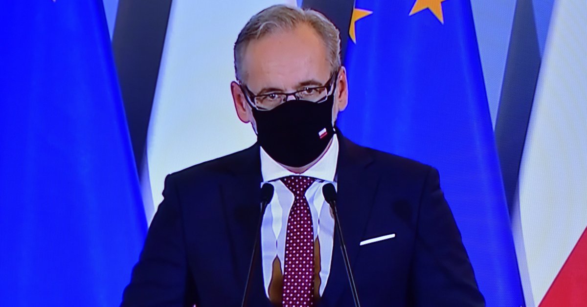 Koronawirus.  Niedzielski z zapałem do ludzi, którzy obchodzą przepisy dotyczące ograniczeń