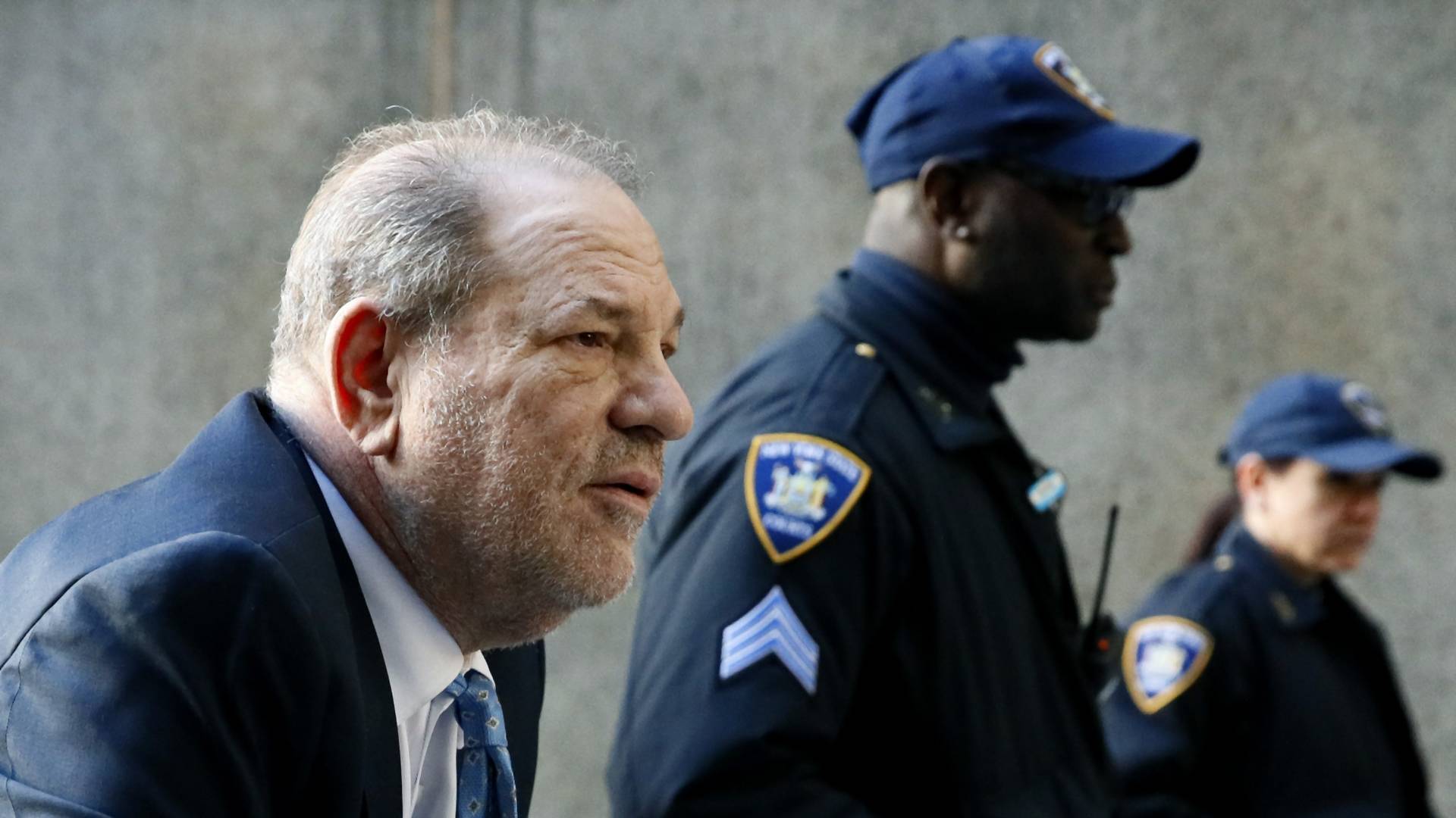 Harvey Weinstein uznany za winnego. Za gwałt i wymuszenie aktu seksualnego grozi mu do 25 lat więzienia