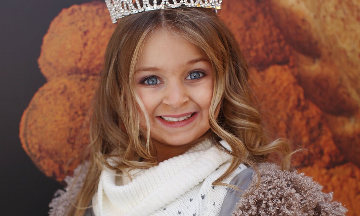 W wieku 6 lat została milionerką. Zobacz, jak wygląda i czym dziś zajmuję się "mała miss"