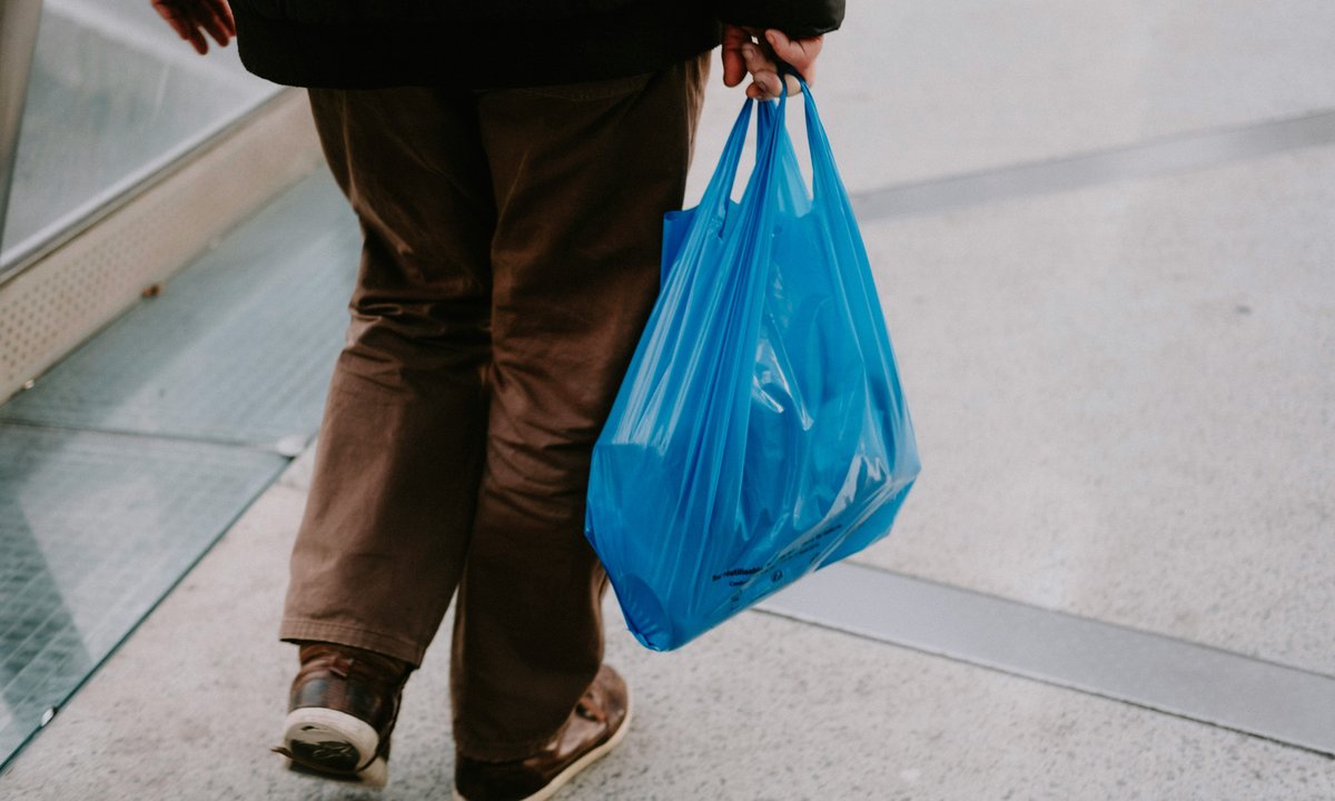 Polacy zużywają średnio 23 foliówki rocznie. Jeden z lepszych wyników w UE