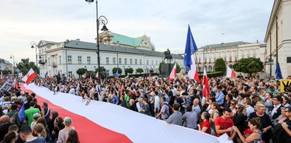 Prezydent zapowiedział weto, ale protesty wciąż trwają