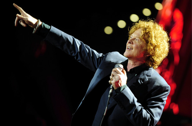 Mick Hucknall bez Simply Red, ale na żywo w Polsce