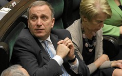 Schetyna jak generał? "Śmiem twierdzić, że PO by nie utrzymał"