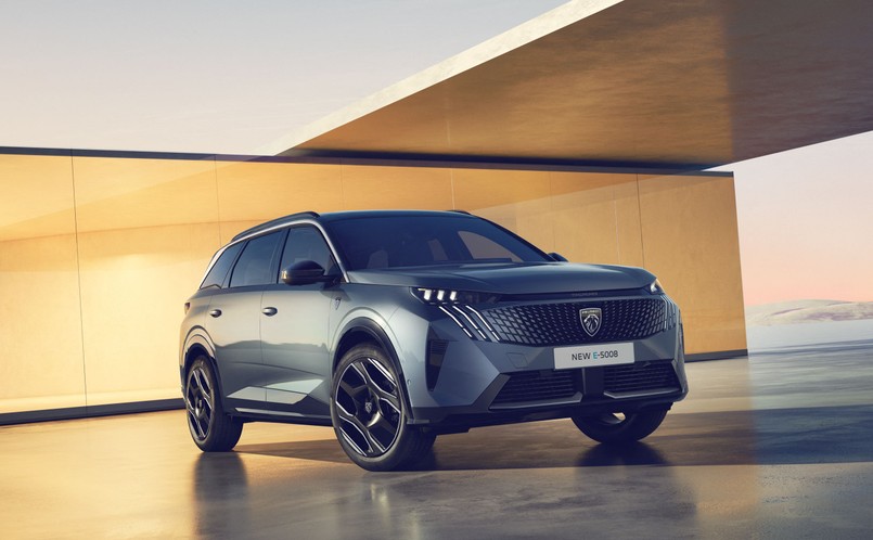 Nowy Peugeot 5008 i e-5008: rodzinne rewolucje