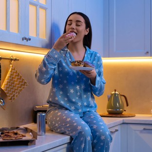 Ételek, amiket inkább ne egyen lefekvés előtt - nem csak az alvását tehetik tönkre