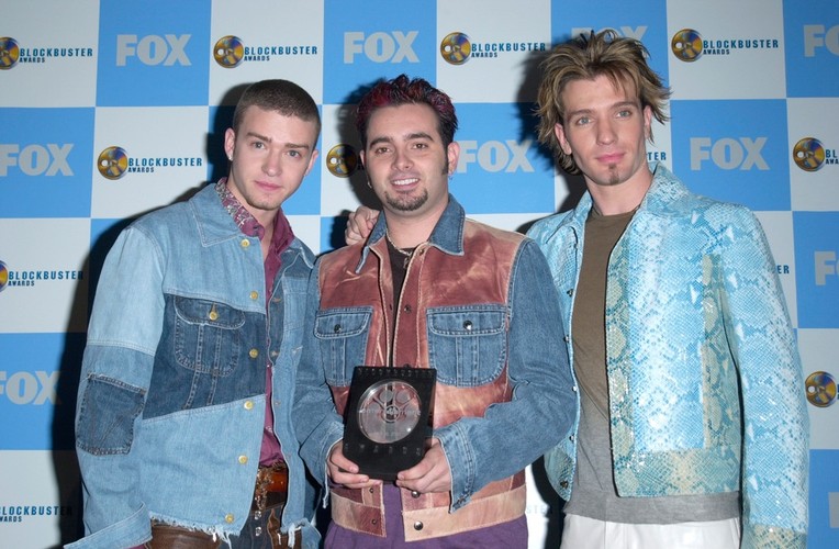 Justin Timberlake i chłopcy boysbandowcy z N'Sync