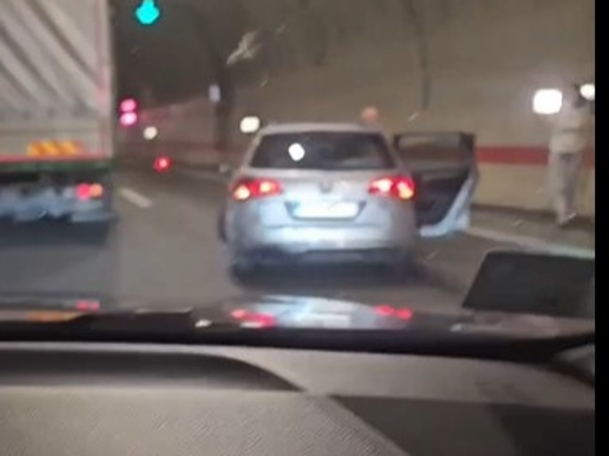 DRAMATIČAN SNIMAK LANČANOG SUDARA NA "MILOŠU VELIKOM": Udes u tunelu kod Čačka, stvaraju se kolone