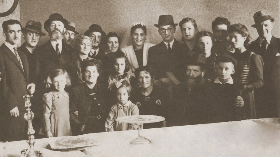 Do dziś najcenniejszą pamiątkę Rachel stanowi fotografia zrobiona w czerwcu 1941 r. – jest to ostatnie wspólne zdjęcie rodziny Rotsztejnów
