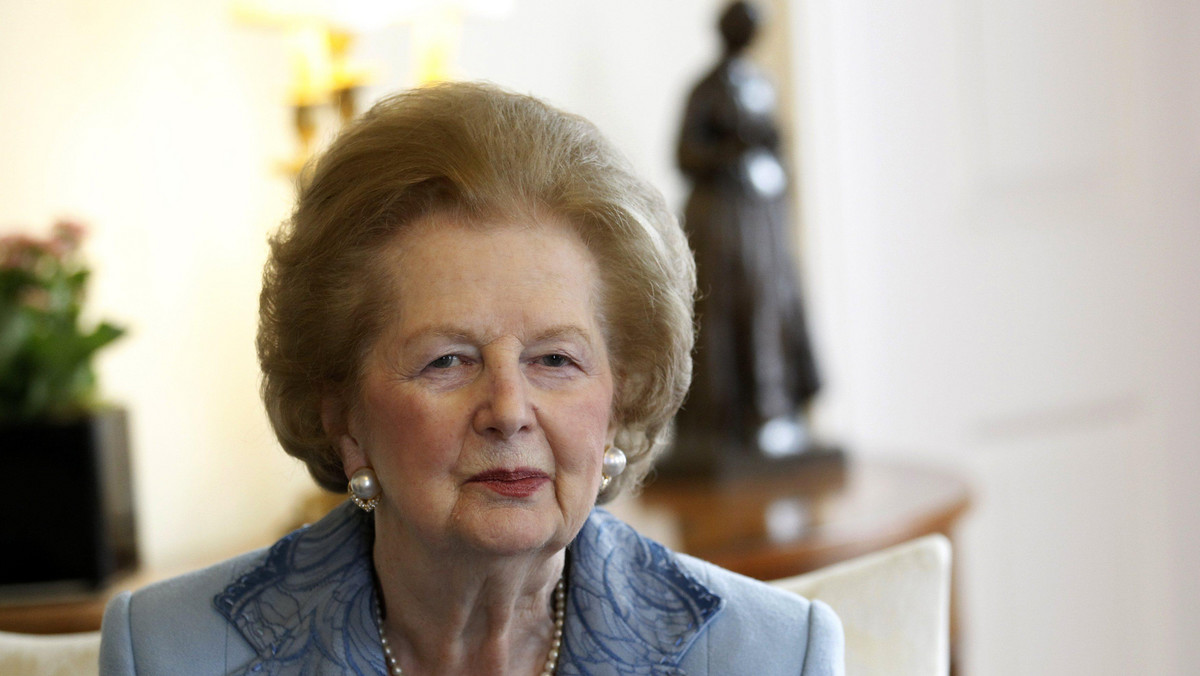 Była premier Wielkiej Brytanii 85-letnia baronessa Margaret Thatcher trafiła we wtorek do szpitala na badania w związku z grypą, na którą niedawno zachorowała - poinformował rzecznik urzędu premiera przy Downing Street 10.