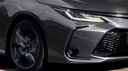 tak wygląda nowa toyota corolla. cena? silnik 1.8 wybiera 80 procent