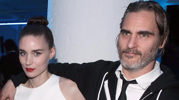 Rooney Mara és Joaquin Phoenix első közös gyermeküket várják