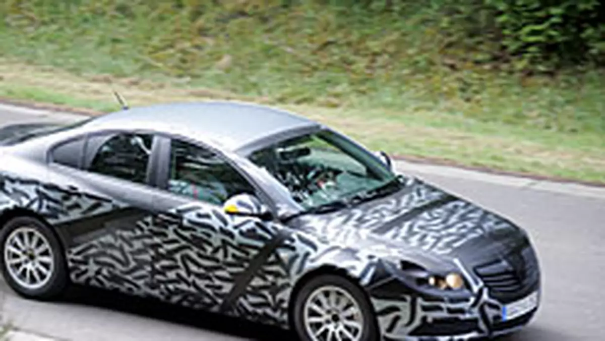 Zdjęcia szpiegowskie: nowy Opel Vectra – prawie jak coupe