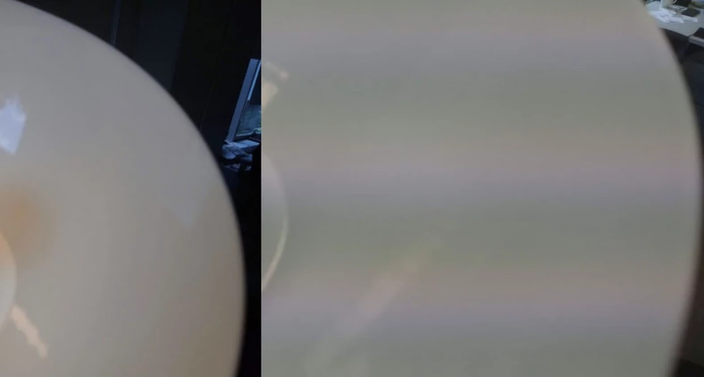 Po lewej fotografia obiektu oświetlonego niemigoczącym źródłem światła, po prawej charakterystyczne paski interferencyjne powodowane przez migotanie