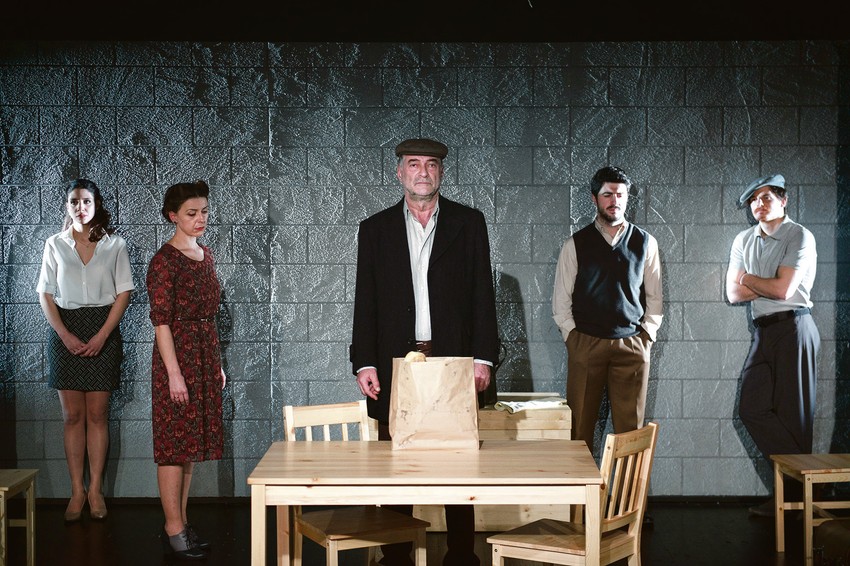 Druga strana američkog sna: Predstava je na matičnoj sceni premijerno izvedena u decembru 2015.