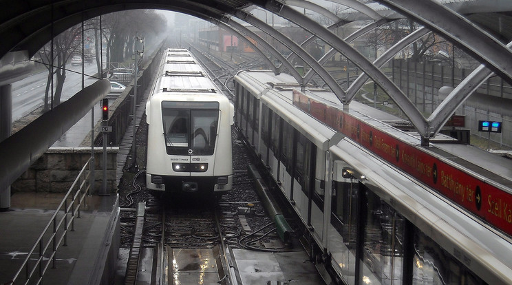 Nem jár a 2-es metró a Deák Ferenc tér és a Déli pályaudvar között/ Fotó: MTVA/  Jászai Csaba