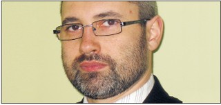 Jak postąpić, kiedy oferta w przetargu zawiera rażąco niską cenę