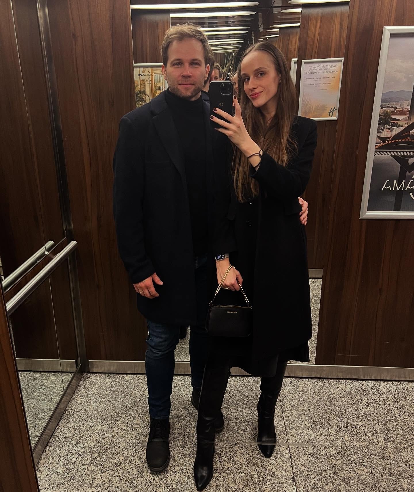 Spevák Tomáš Bezdeda s manželkou Ivanou.