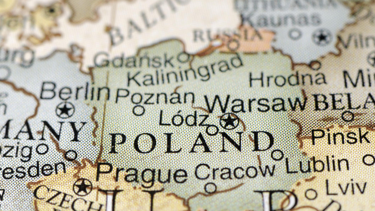 Słabsze prognozy gospodarcze dla Polski. Z przewidywań Komisji Europejskiej wynika, że nasza gospodarka będzie rozwijała się w tym roku w tempie 1,2 procent PKB.