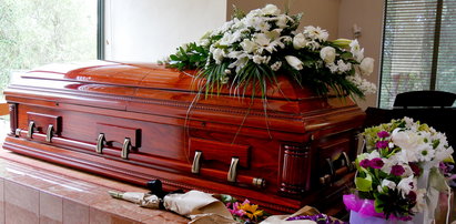Drożyzna dosięgnie nas nawet po śmierci. O ile drożeją pogrzeby?