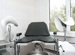 Brzydkie słowo na „a”. Przesłanki przerywania ciąży muszą pozostać niedookreślone [WYWIAD]