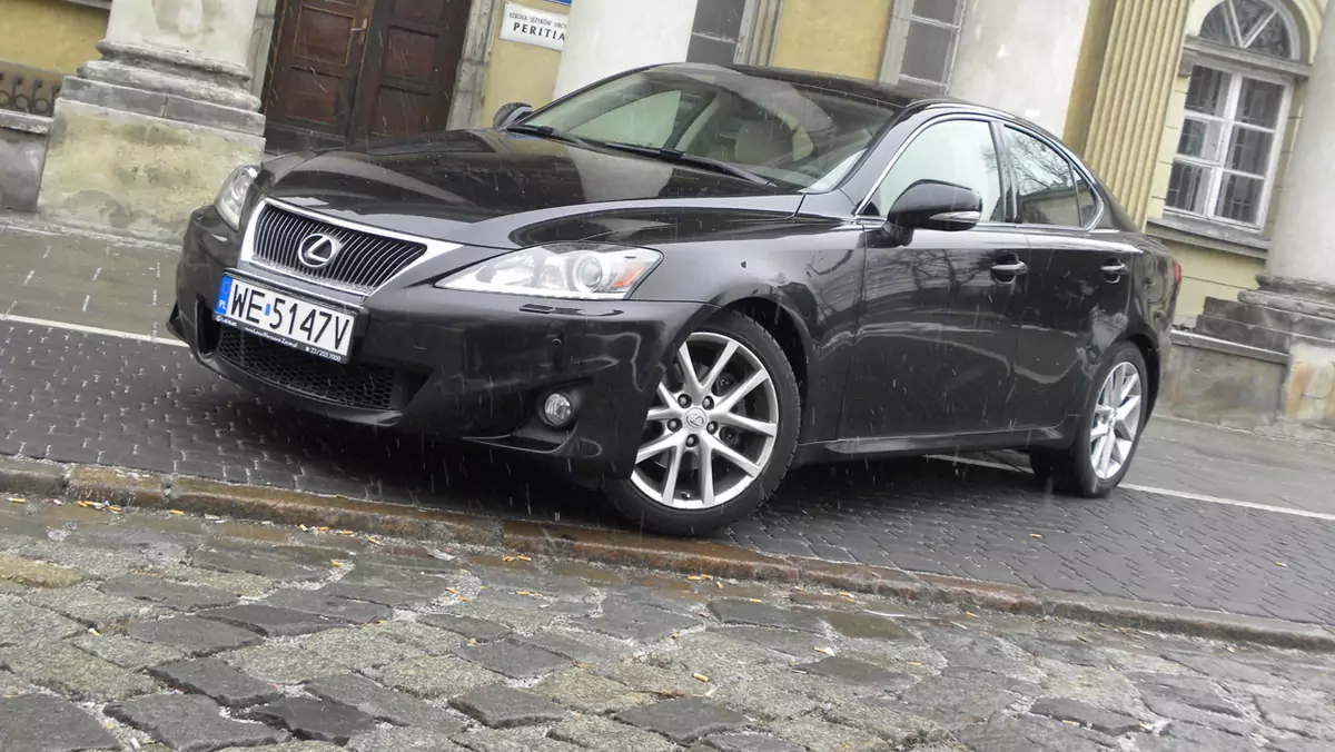 Lexus IS 250: Nadal w formie?