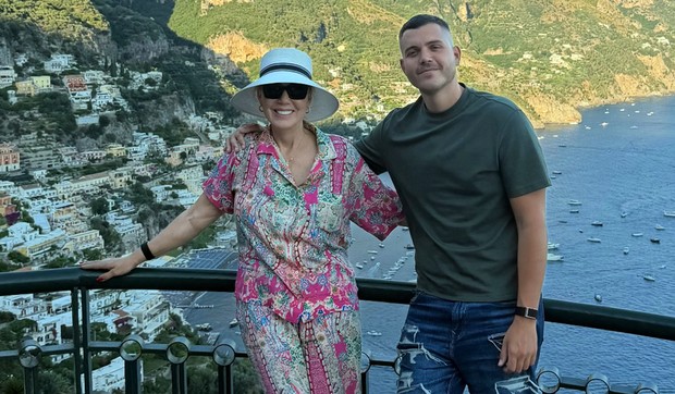 Lepa Brena i Viktor