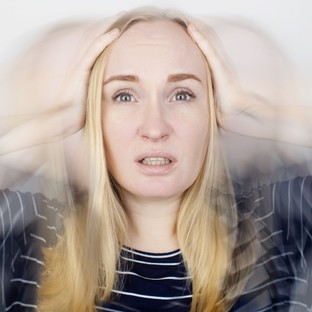 Az MRI-n ott volt a daganat, mégsem vették észre – évekkel később majdnem belehaltam