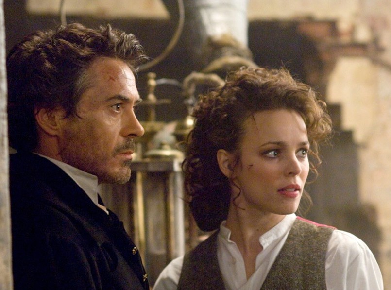 Robert Downey Jr. i rachel McAdams w "Sherlocku Holmesie" Guya Ritchiego